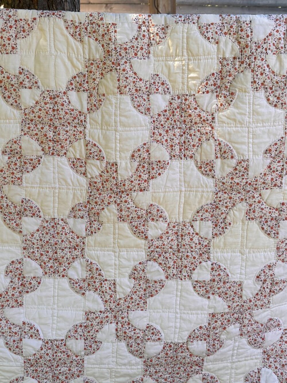 Vintage Drunkards Path Quilt